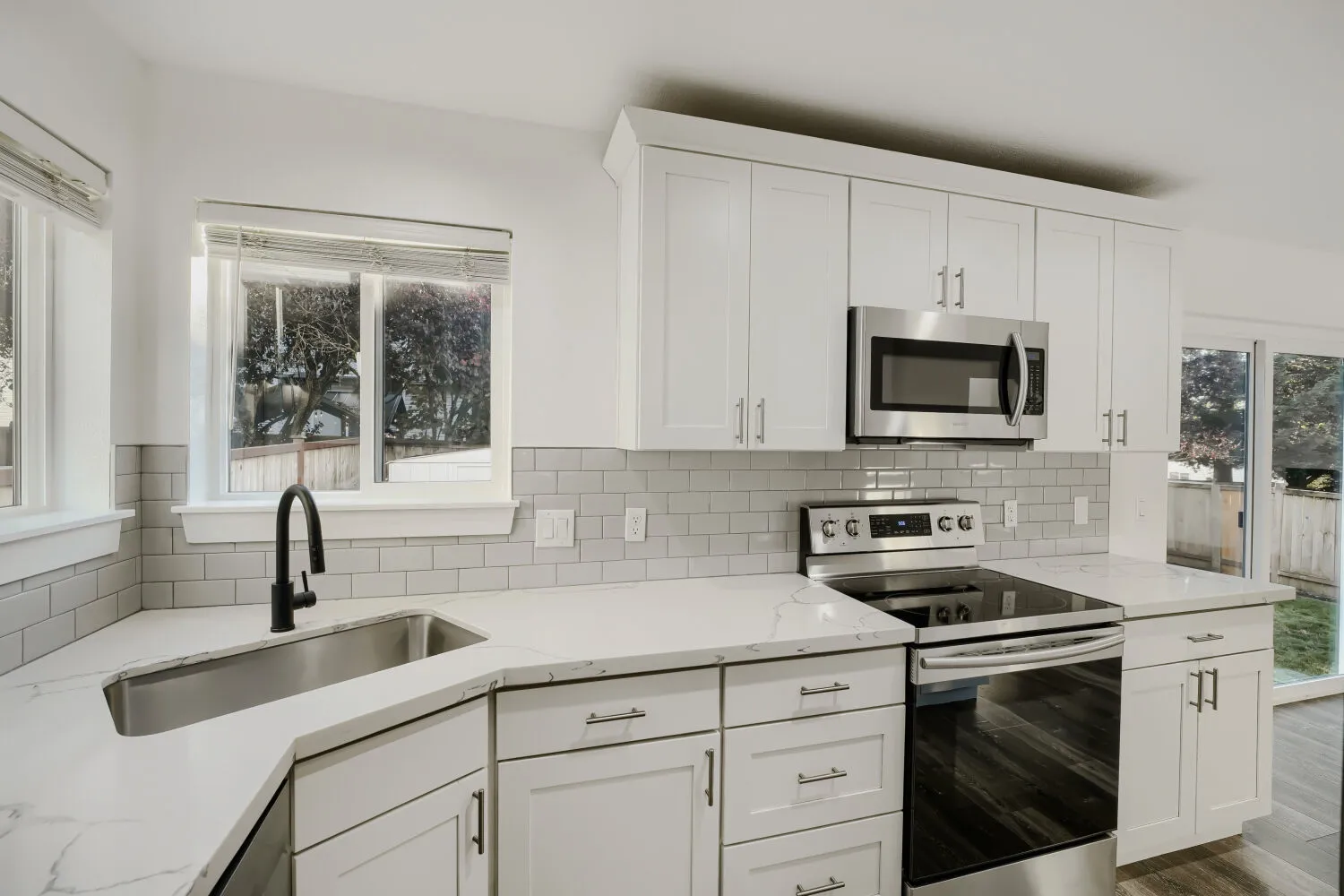 Kitchen, second angle